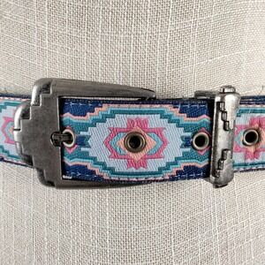 Vintage Nuovo Woven Belt‎ Womens Juniors 6 Southwest Aztec Preppy Cowgirl 32"